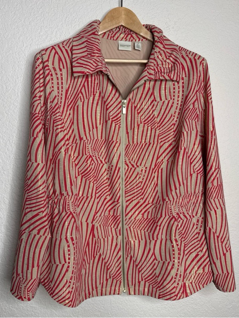 Zenergy by Chico's Red Gold Abstract Print Zip Jacket Sz 2/L Old Money Style